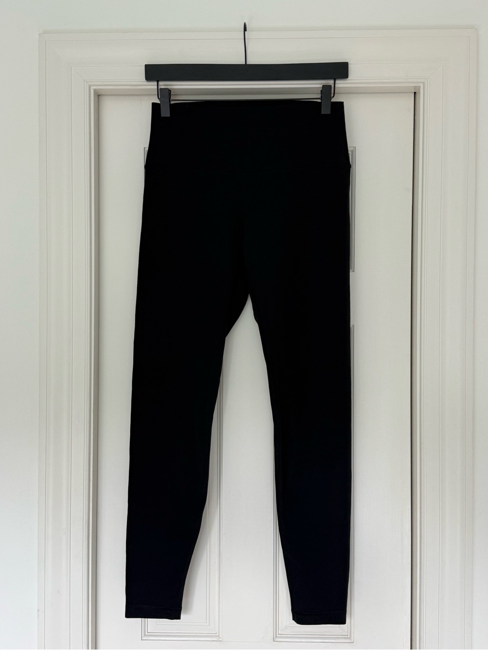Lululemon Align High-Rise Leggings 28” in Black - Picture 4 of 5
